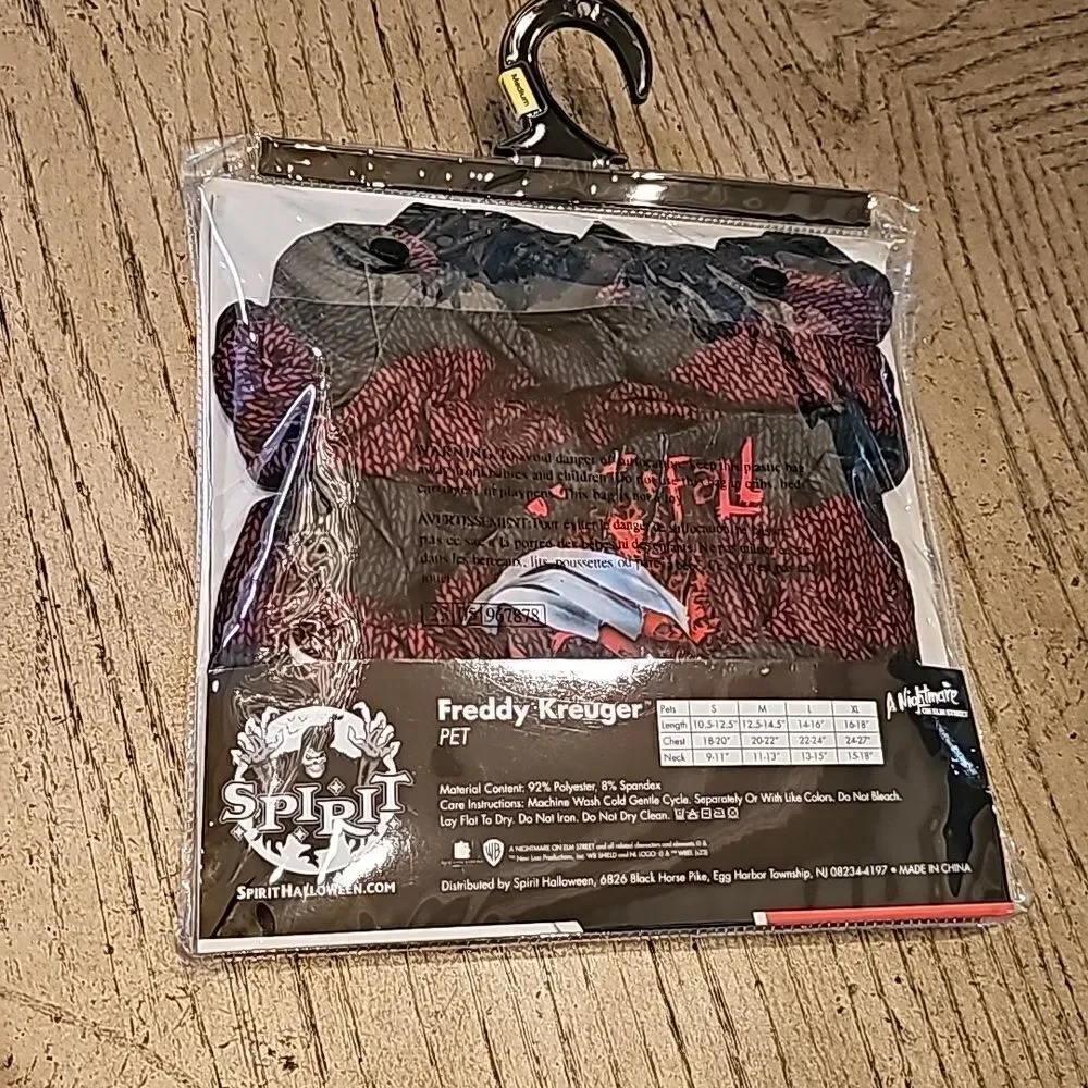Nightmare on elm Street dog sweater size M NWT